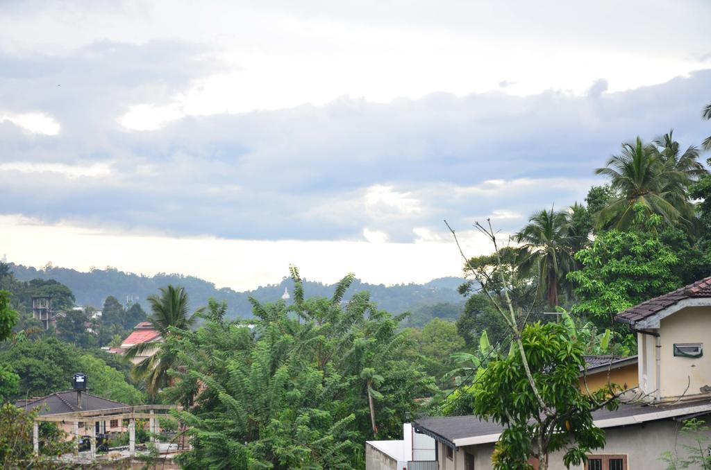 Kandy Backpackers Hostel Exterior photo