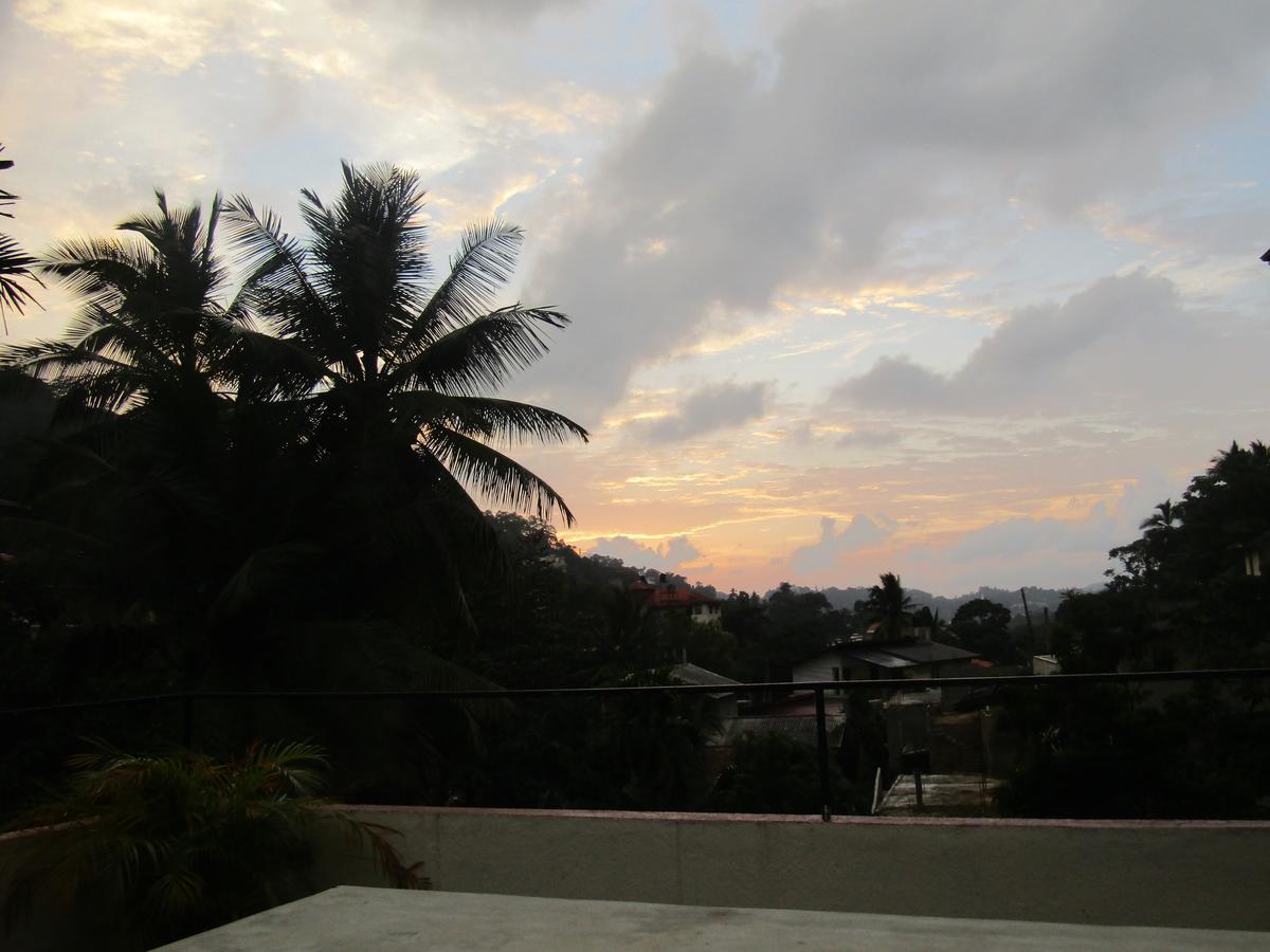 Kandy Backpackers Hostel Exterior photo
