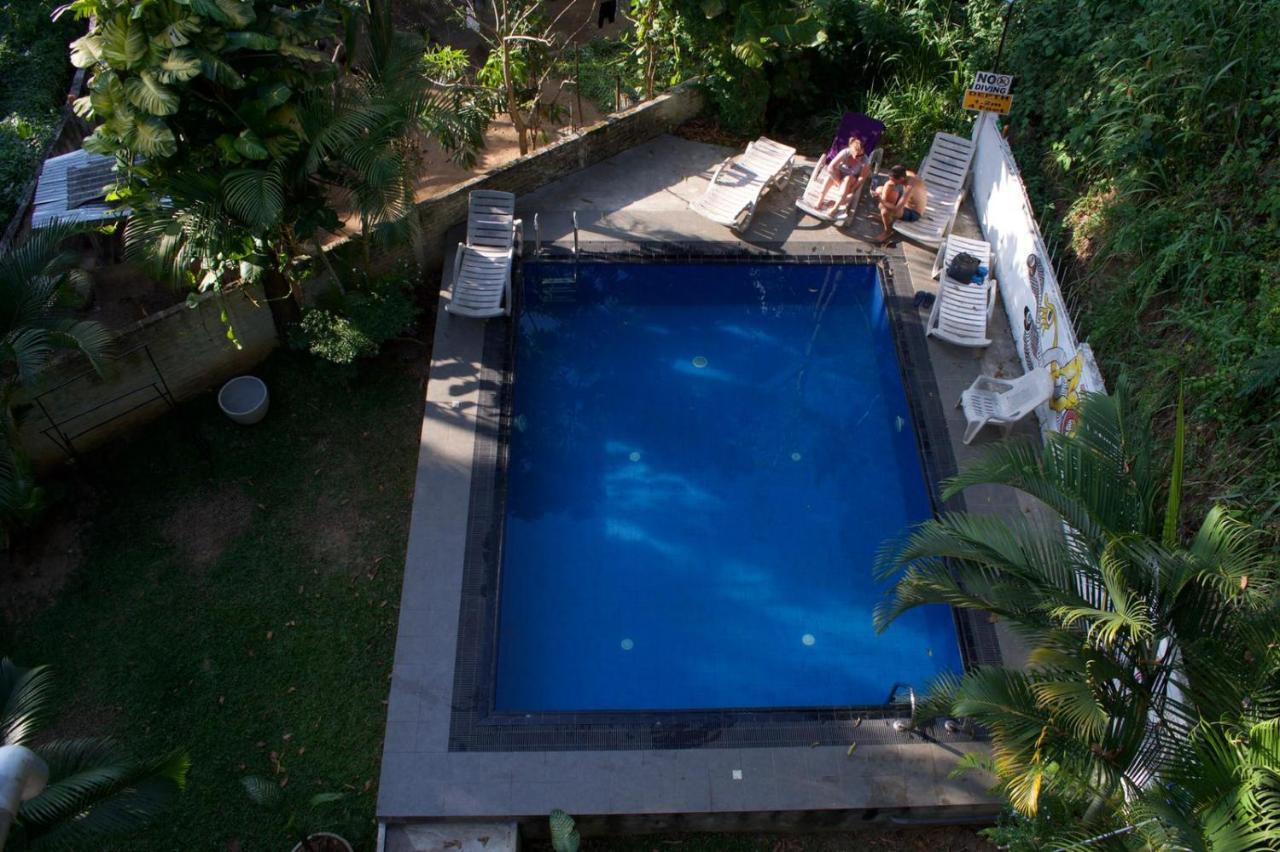 Kandy Backpackers Hostel Exterior photo